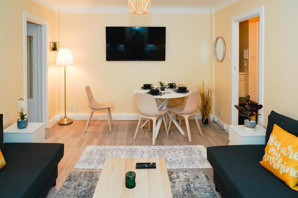Apartment Hyde Park 1-bedroom *